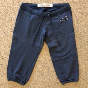 Hollister Women’s Blue Sweat Capris